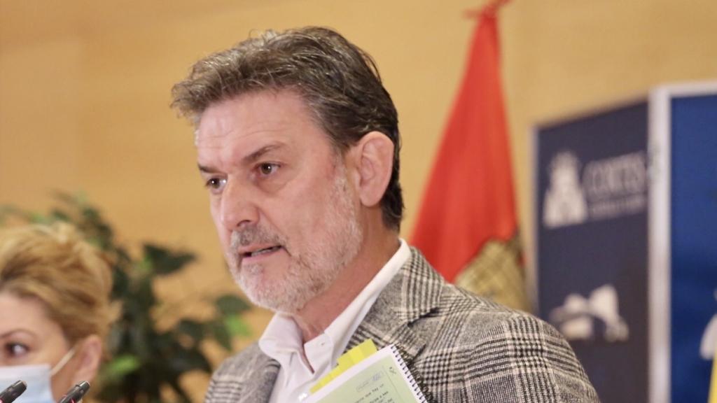 El procurador socialista José Luis Vázquez