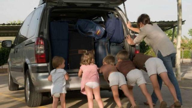 Imagen de archivo de una familia numerosa./