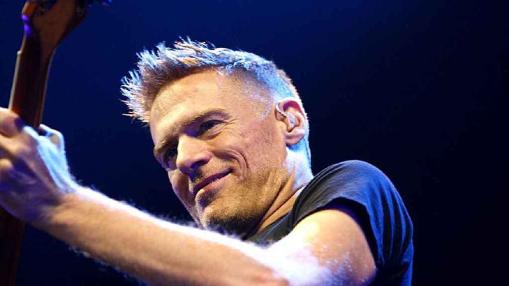 El cantante y músico Bryan Adams.