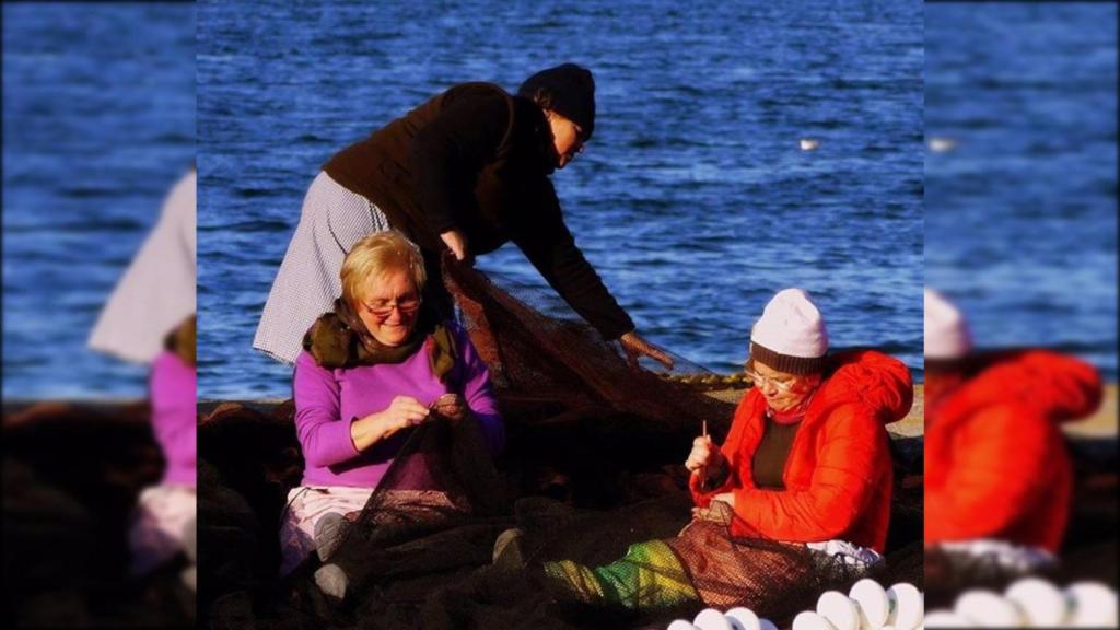 Foto de archivo de unas rederas.