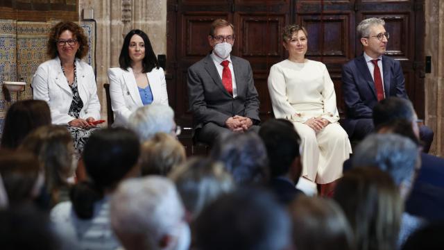 Miguel Mínguez, nuevo conseller de Sanidad, fue el único con mascarilla en el acto de nombramiento del nuevo Consell.