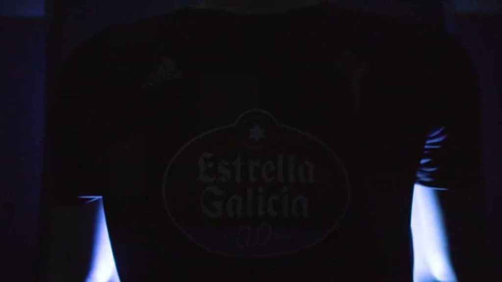 El Celta desvela el porqué del misterioso color negro de sus redes sociales