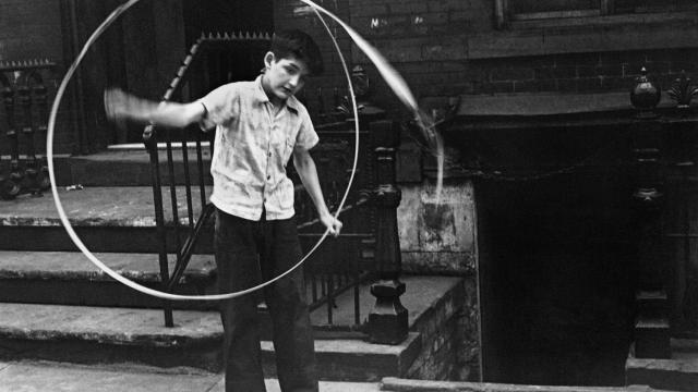 Helen Levitt: 'New York', h. 1940, en la exposición 'Sculpting Reality' de Casa América