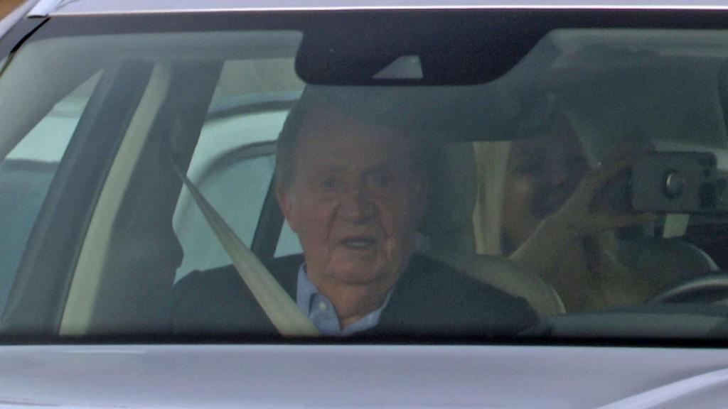 Juan Carlos I, a la salida de  casa en Sanxenxo (Pontevedra): Me encuentro muy bien