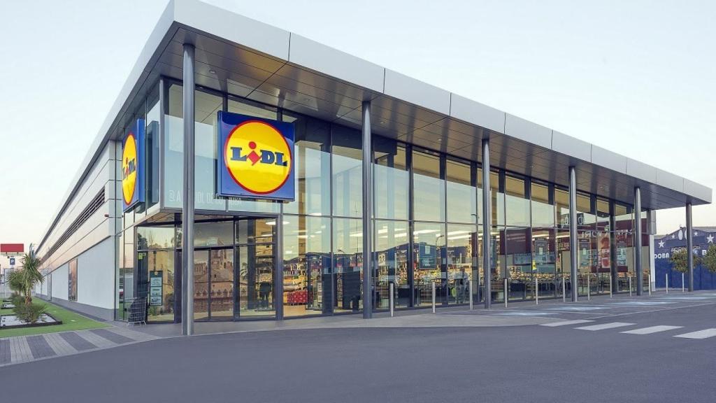 Lidl cuenta con 330 puntos de recarga.