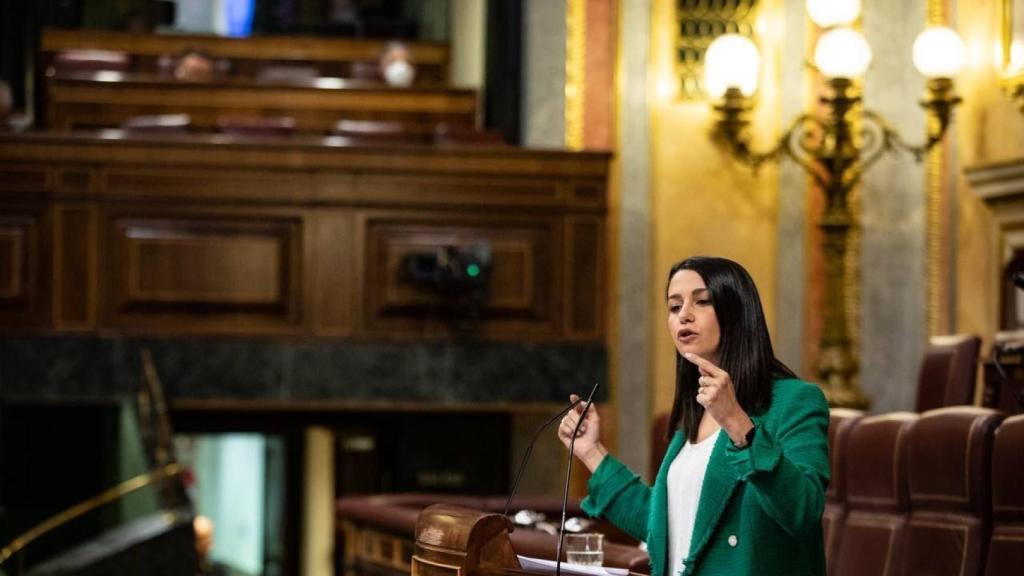 Inés Arrimadas, durante una intervención parlamentaria reciente.
