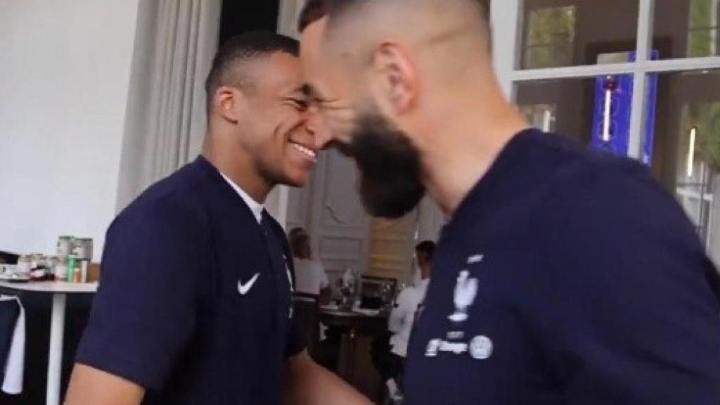 Reencuentro entre Benzema y Mbappé en la selección de Francia