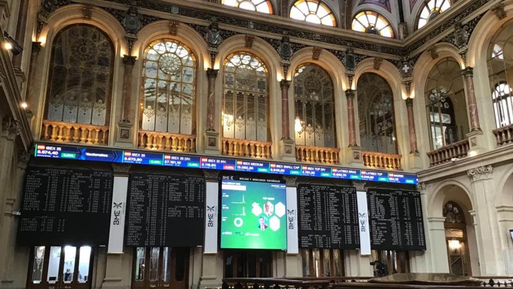 Interior del Palacio de la Bolsa de Madrid.