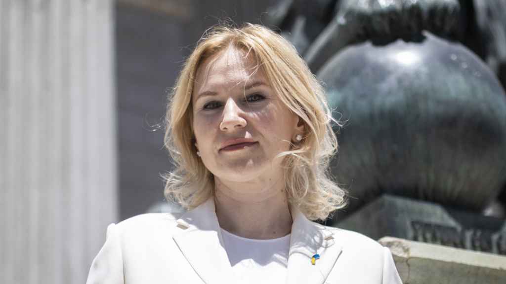 Olena Kondratiuk, vicepresidenta de la Rada de Ucrania, en el Congreso de los Diputados.