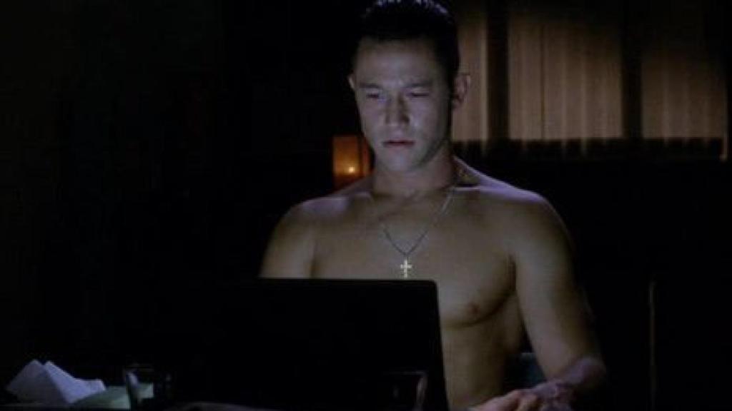 Fotograma de Don Jon, donde el protagonista es adicto al porno para superar sus problemas íntimos.