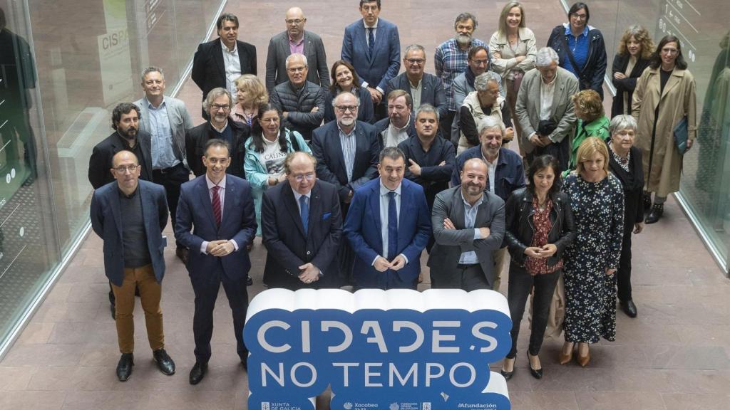 Presentación del proyecto expositivo Cidades no Tempo.