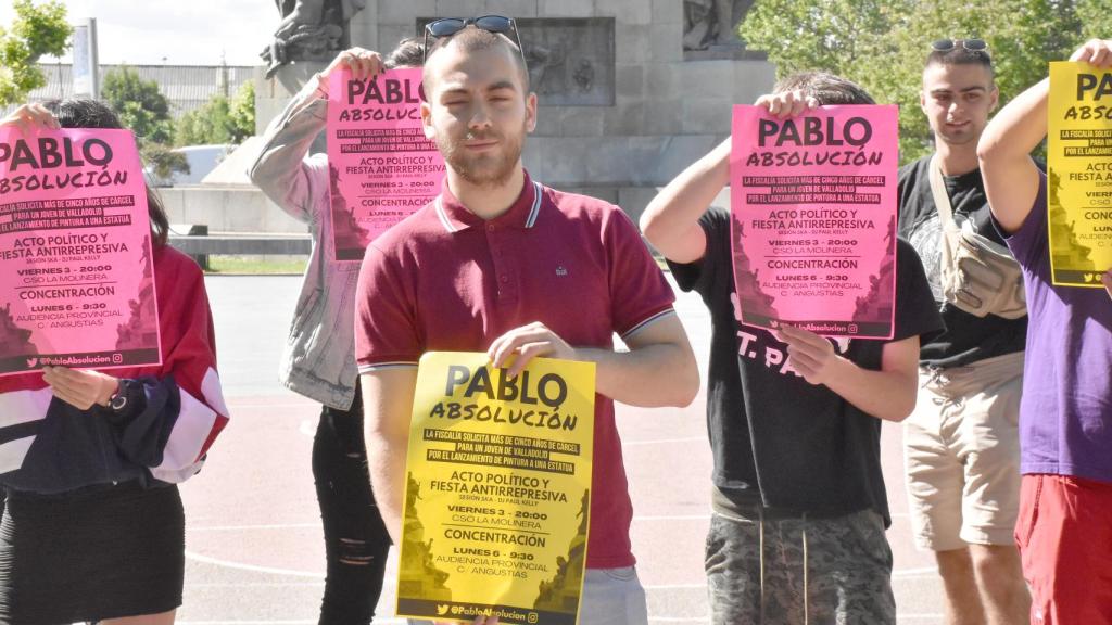Pablo, el acusado de pintar la estatua de Colón el Día de la Hispanidad