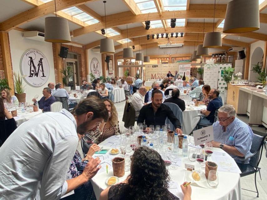 Cata final de los Premios Manojo 2022 en Tordesillas, este jueves.