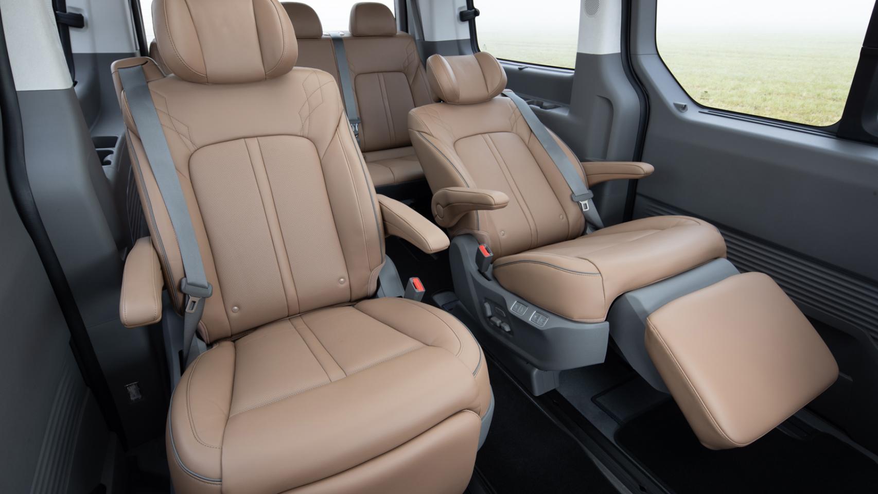 Hyundai Staria: el monovolumen de 7 y 9 plazas con el diseño más original