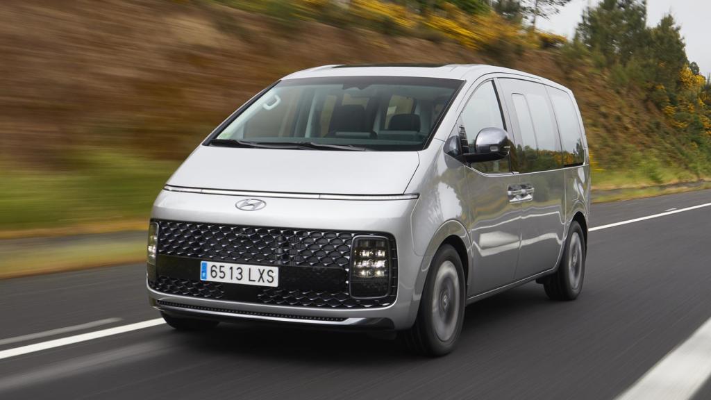 El Hyundai Staria es un nuevo monovolumen de 7 y 9 plazas, diésel que ya está a la venta.