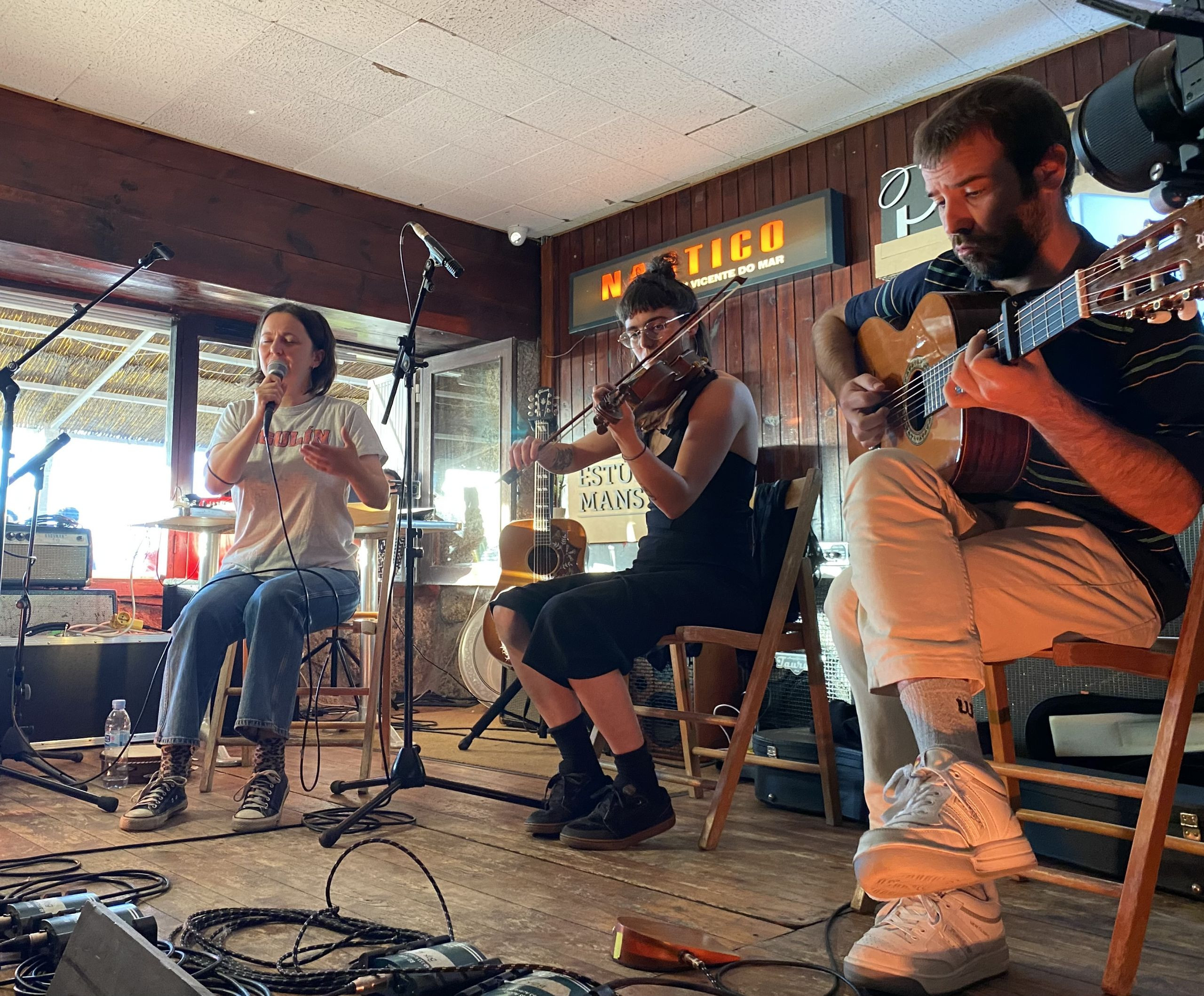 Caldo en Hoy empieza todo de Radio 3 en el Náutico de San Vicente. Foto: Treintayseis