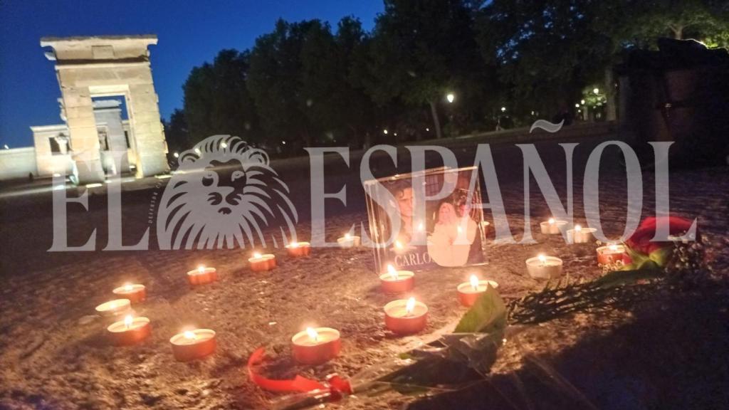 El Templo de Debod fue el escenario del particular homenaje de Geraldine Larrosa a Carlos Marín.
