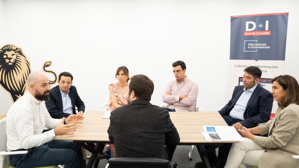 Un momento de la mesa redonda especial del Día del Medio Ambiente, moderada por Alberto Iglesias Fraga, subdirector de D+I.