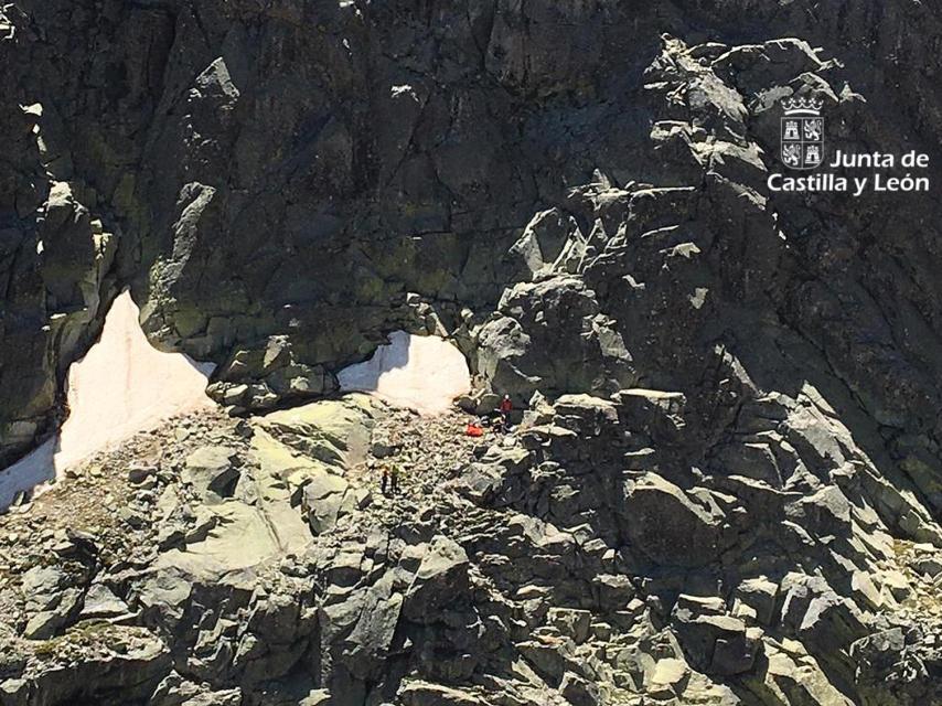 Imagen de uno de los rescates de este domingo en la Sierra de Gredos.