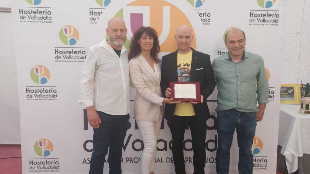 'Ave Fénix' del 5 Gustos gana el Pincho de Oro del XXIV Concurso Provincial