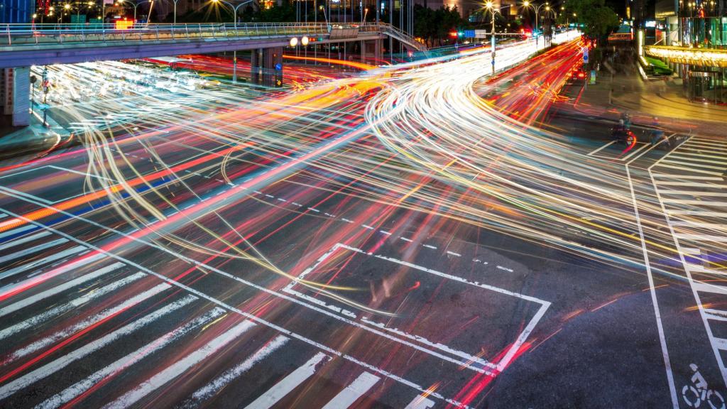 Con la colaboración de Indra