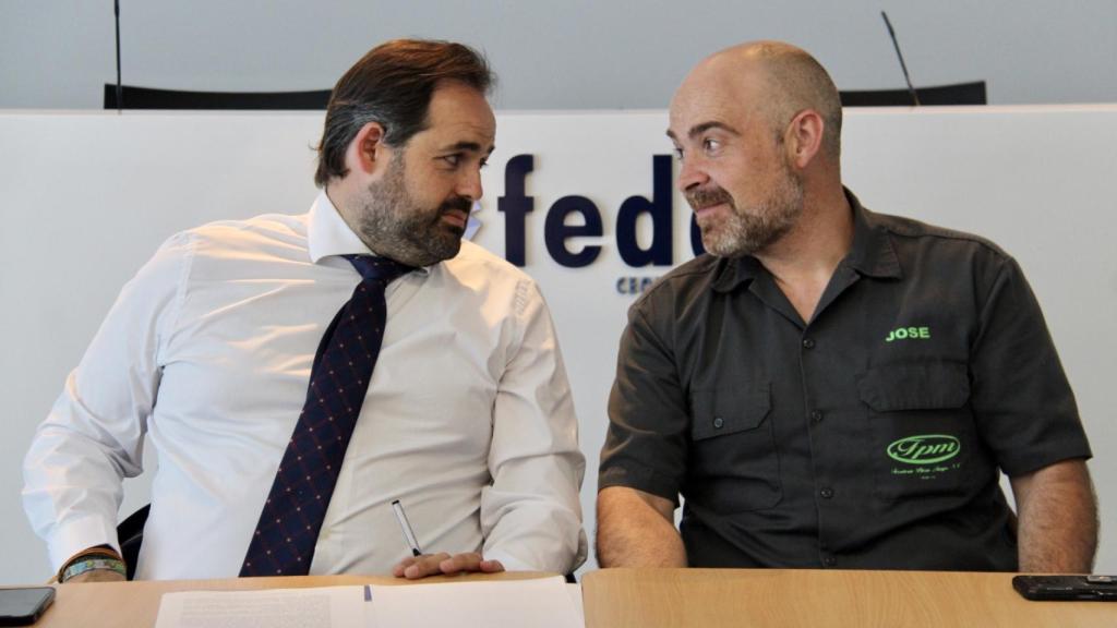 Paco Núñez durante la reunión.