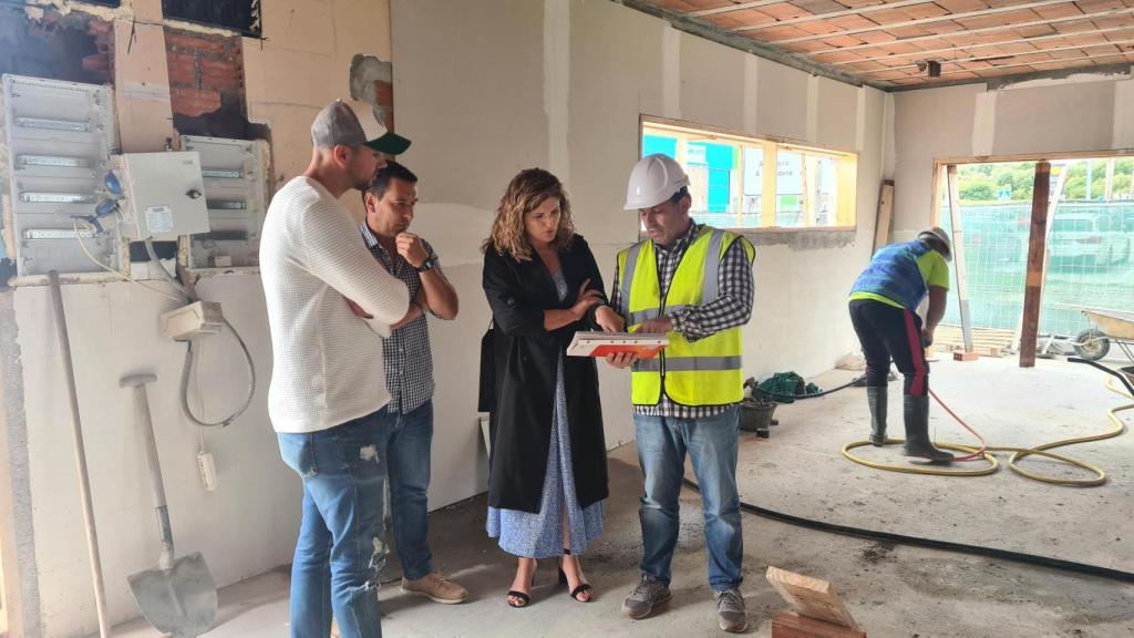 Visita de la alcaldesa al edificio de la Gándara.
