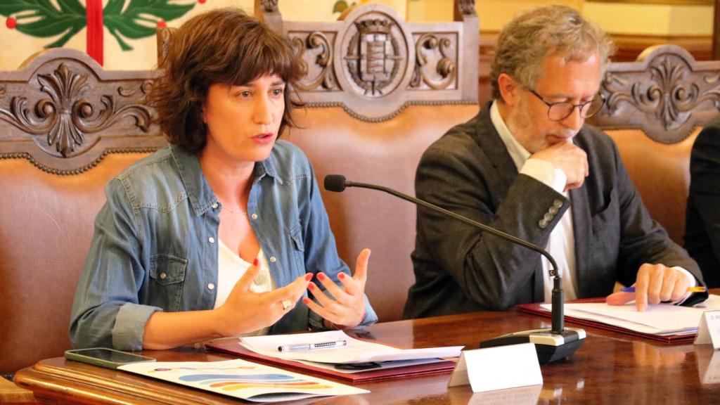 María Sánchez, concejala de Medio Ambiente, junto a Manuel Saravia, concejal de Urbanismo en el Ayuntamiento de Valladolid. Ambos de Toma La Palabra