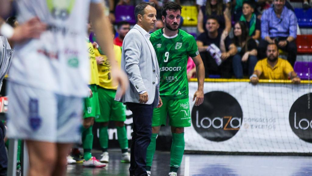 Tete durante un partido del BeSoccer UMA Antequera