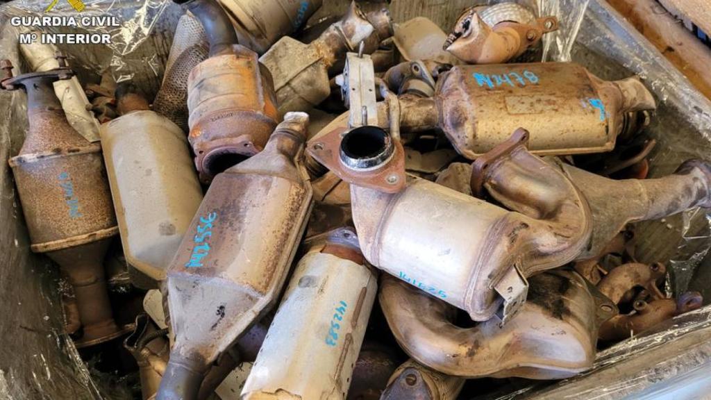 Catabolizadores de automóviles incautados por la Guardia Civil
