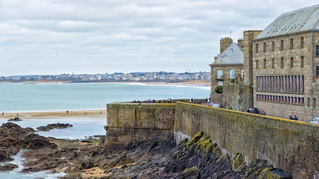 Saint- Malo