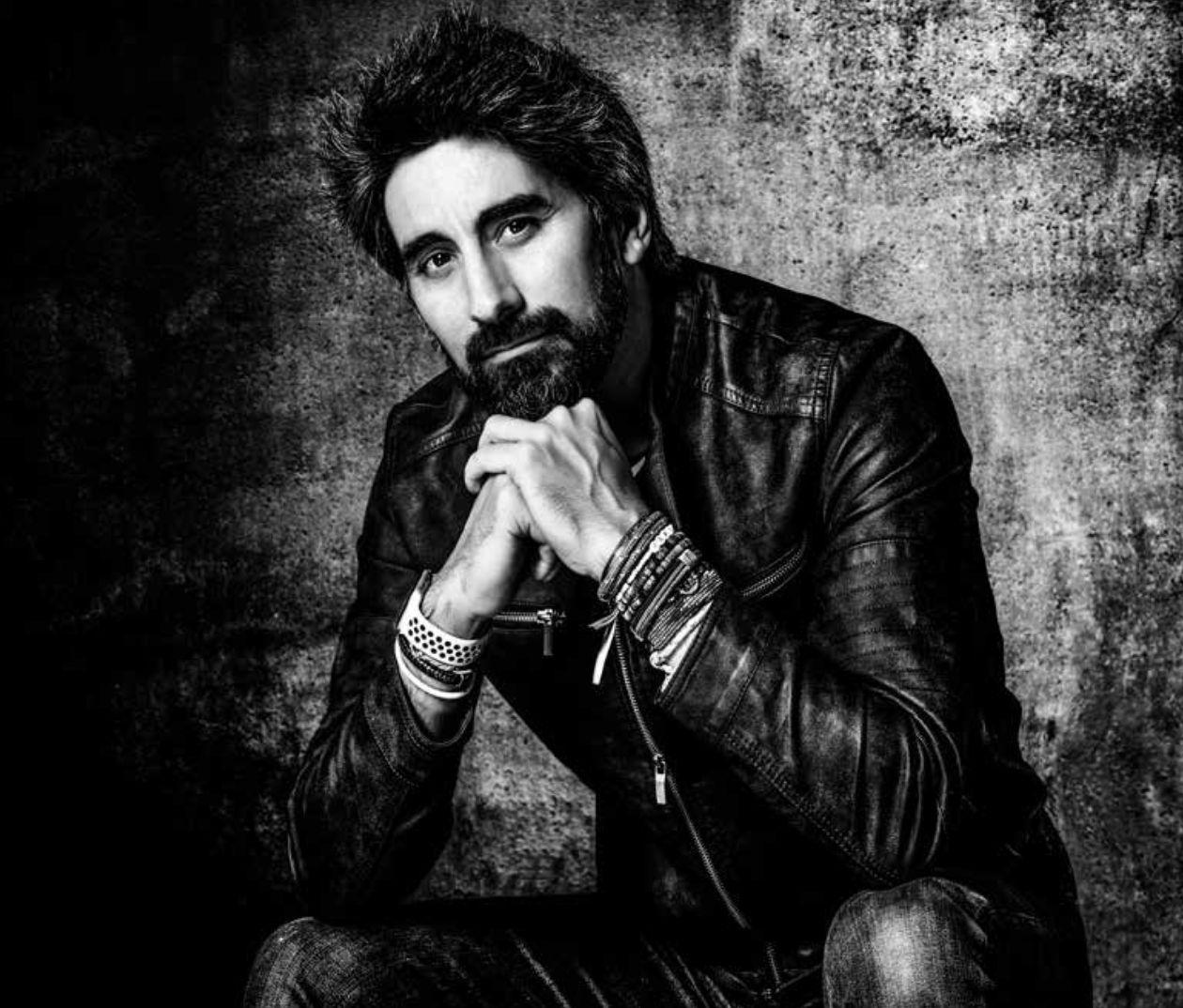 El escritor gallego Manel Loureiro.