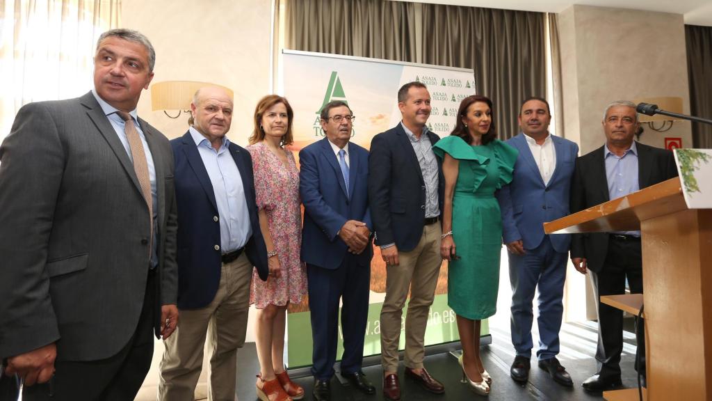 El líder del PP en la provincia de Toledo Carlos Velázquez también ha acudido a la asamblea.