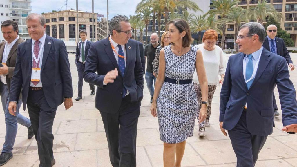 Reyes Maroto sitúa el Centro de Inteligencia Turística en Benidorm para 2023.