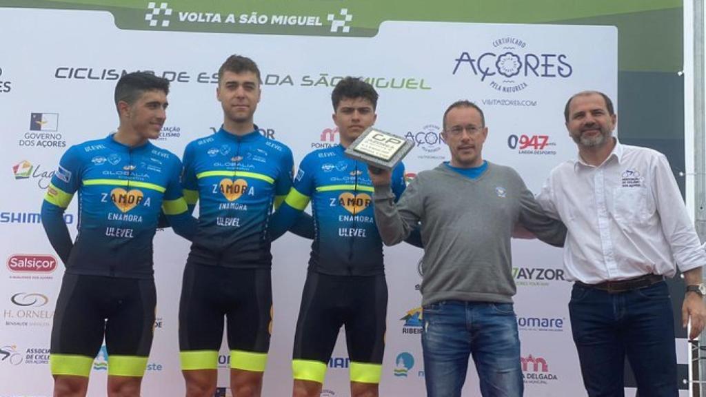 Pódium GP Azores por equipos Globalia-Zamora Enamora
