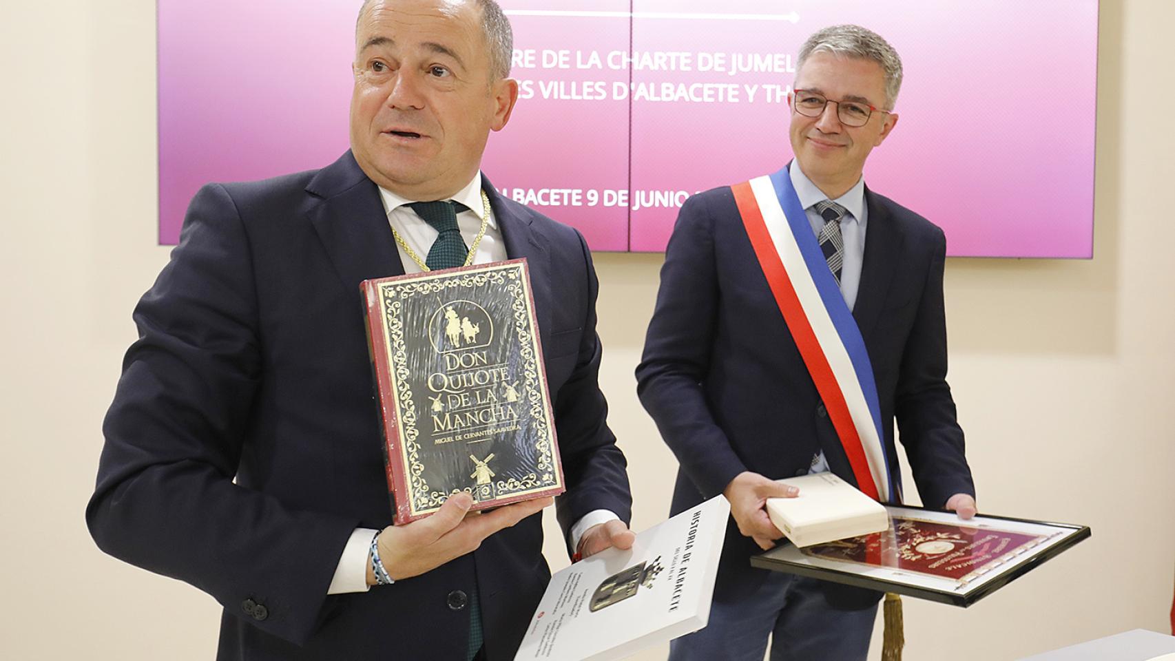 Las dos Mecas de la Cuchillería, escuela de pastores, premio al Consorcio de Toledo...