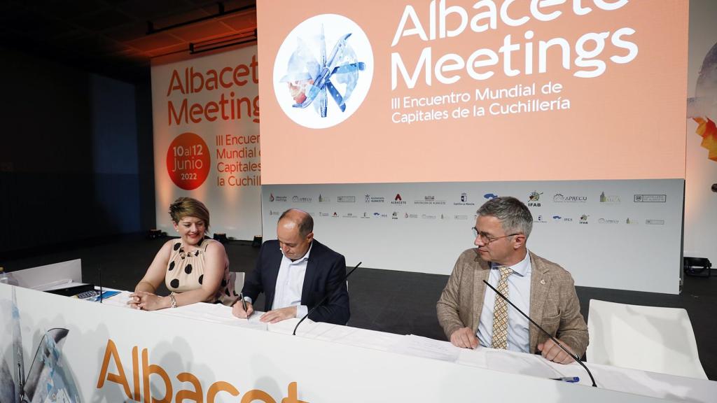 Constitución de la Asociación de Capitales de la Cuchillería. Foto: Ayuntamiento de Albacete.