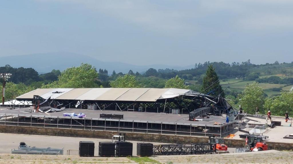 Derrumbe del escenario del Son do Camiño.