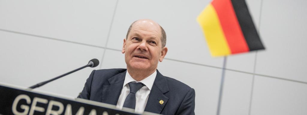 El presidente ucraniano, Volodimir Zelenski, junto a la presidenta de la Comisión Europea, Ursula Von der Leyen, este sábado 11 de junio en Kiev