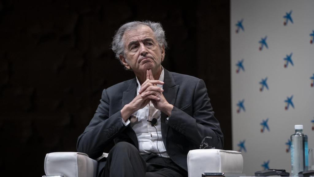 Bernard Henri-Lévy durante el coloquio posterior a la proyección de 'Otra idea del mundo' en CaixaForum