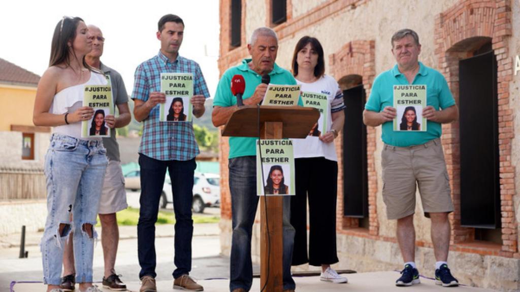 El padre de Esther López participa en el evento en recuerdo a su hija de este domingo. Fotografía ICAL Leticia Sánchez