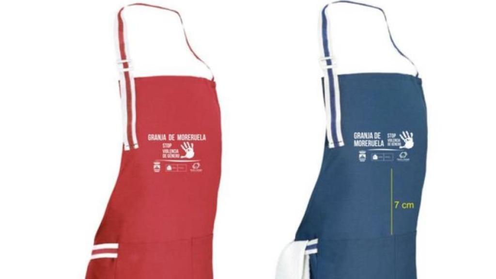 Los mandiles con mensajes contra la violencia machista repartidos en Granja de Moreruela