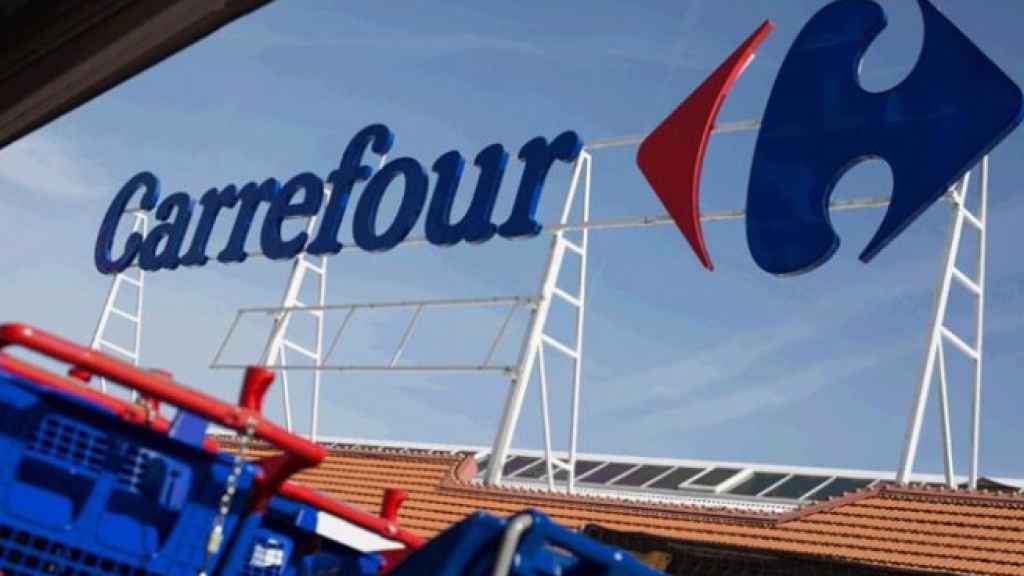 Fachada de Carrefour.