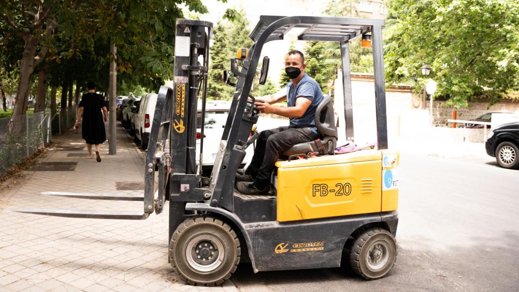 Omar, trabajador de la construcción.