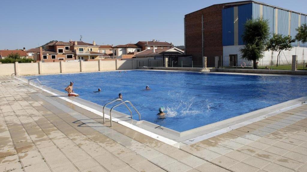 Piscinas municipales de Mojados