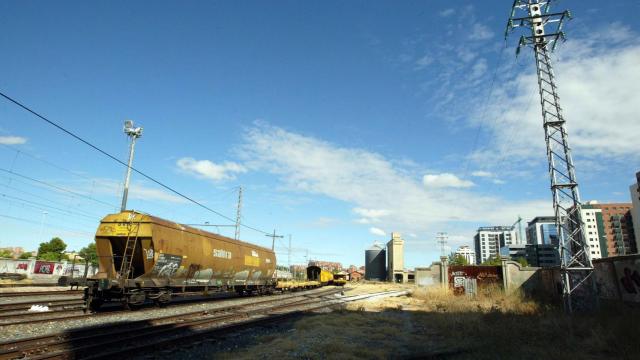 Vías de tren en Valladolid.