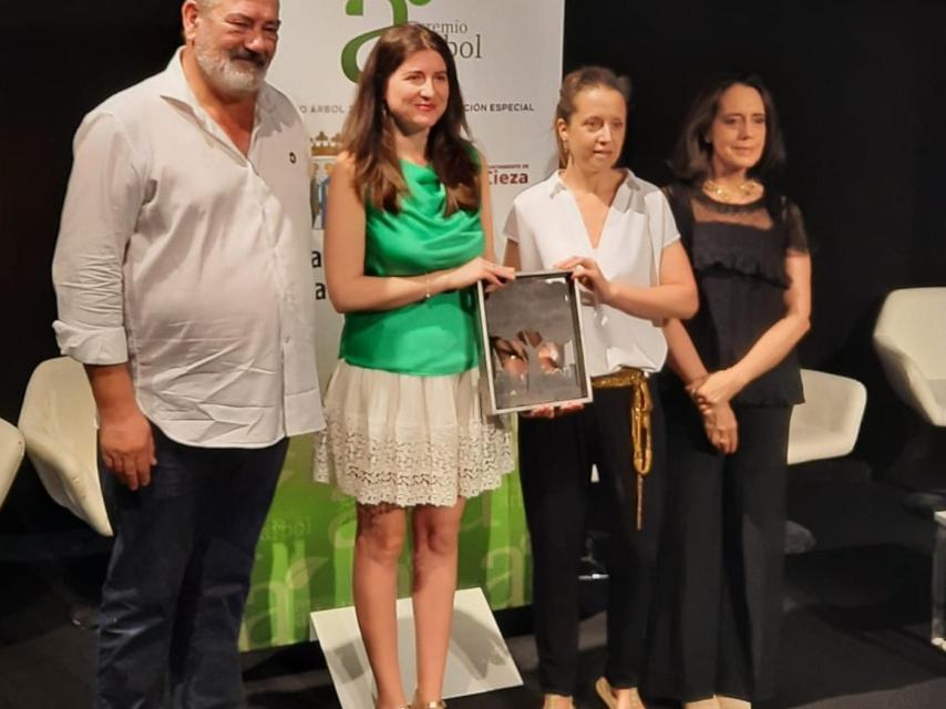 La concejala de Medio Ambiente recoge la estatuilla