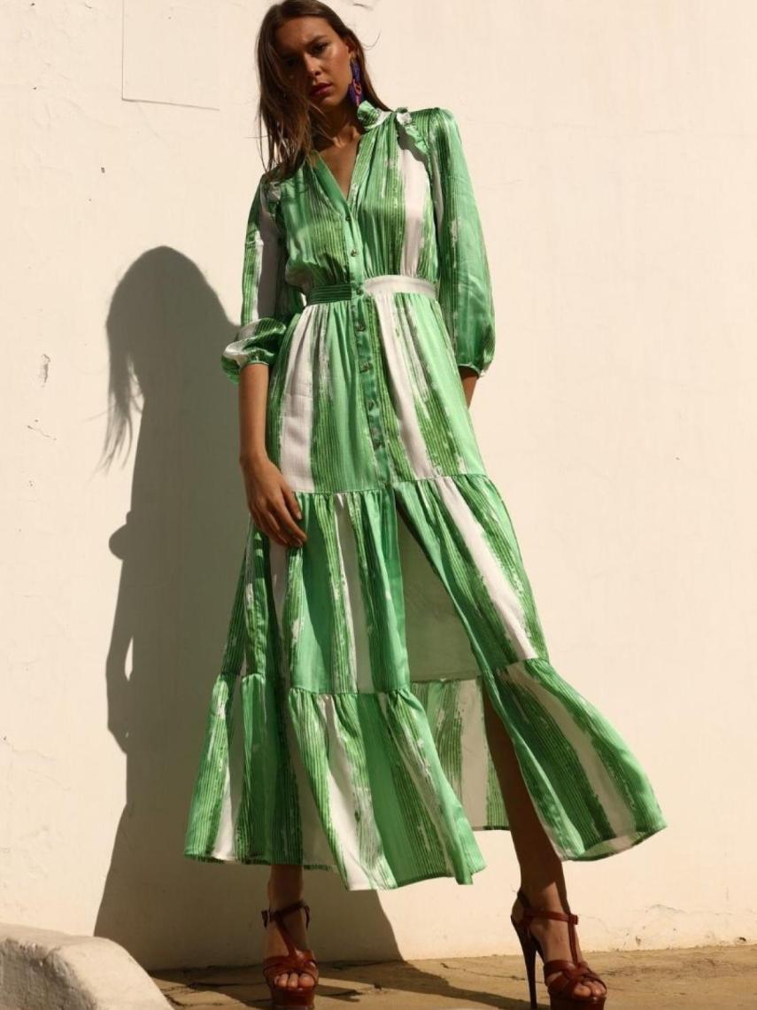 Los detalles del vestido.