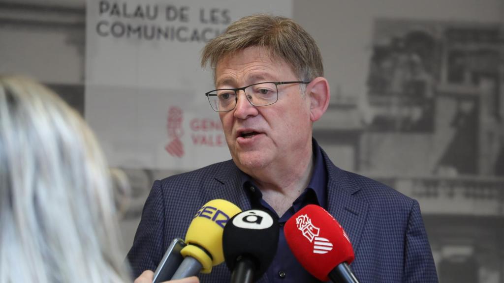 Ximo Puig declara ante los medios.