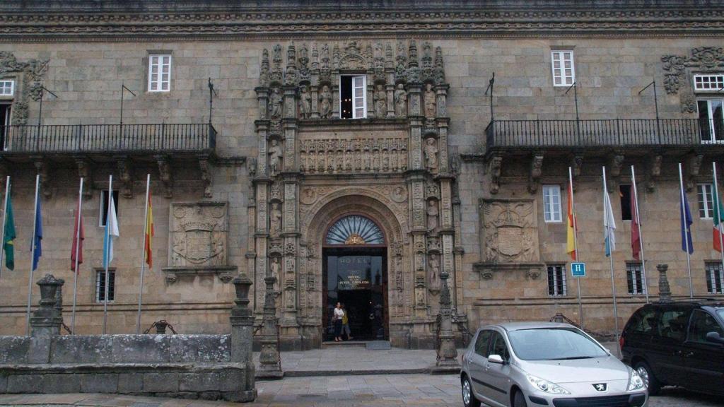CSIF convoca huelga en el Parador Hostal de los Reyes Católicos durante los días  del Apóstol